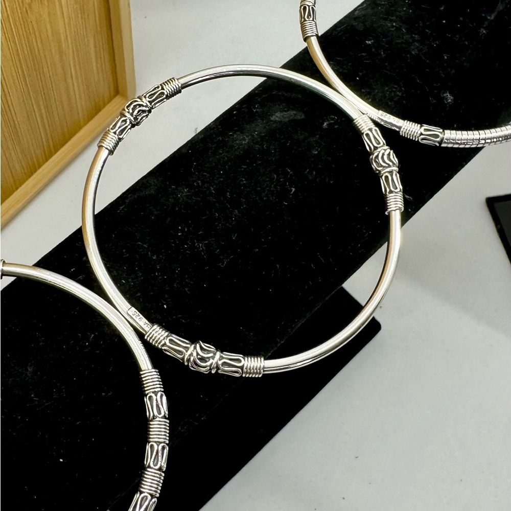 BA SUARTI Bali Sterling Silver Filigree 3 Bangle Bracelets & Hoop Earrings Set - Picture 5 of 16